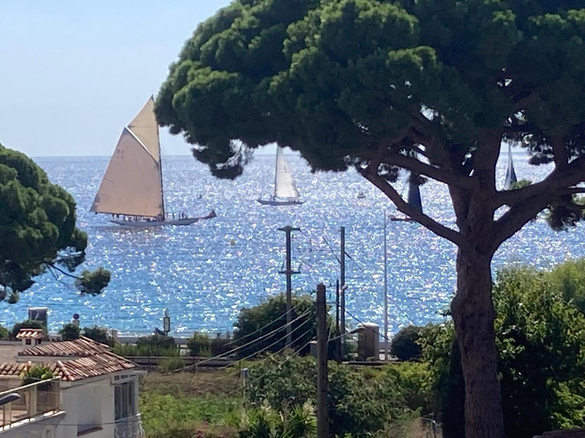 4 Pieces 3 3 Salles De Bains 6 Couchages Vue Mer, 100 M Des Plages Cannes